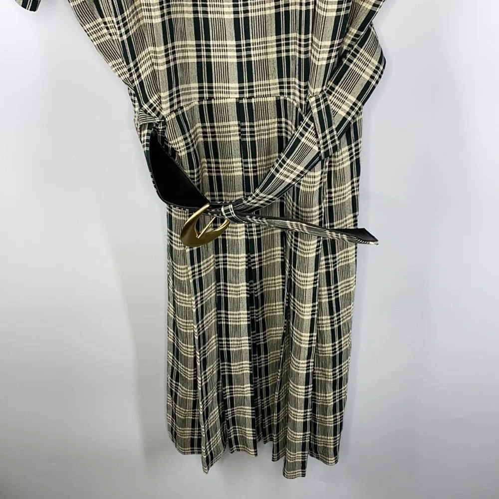 Casual Corner Vintage Green Cream Midi Scoop Neck Belted Dress
